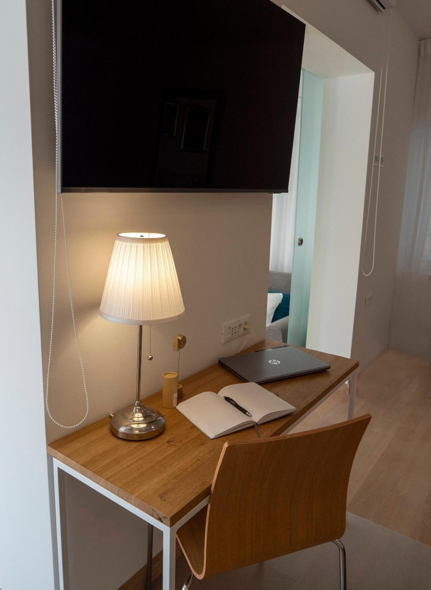 Haus Helga Apartman Rab Town Kültér fotó