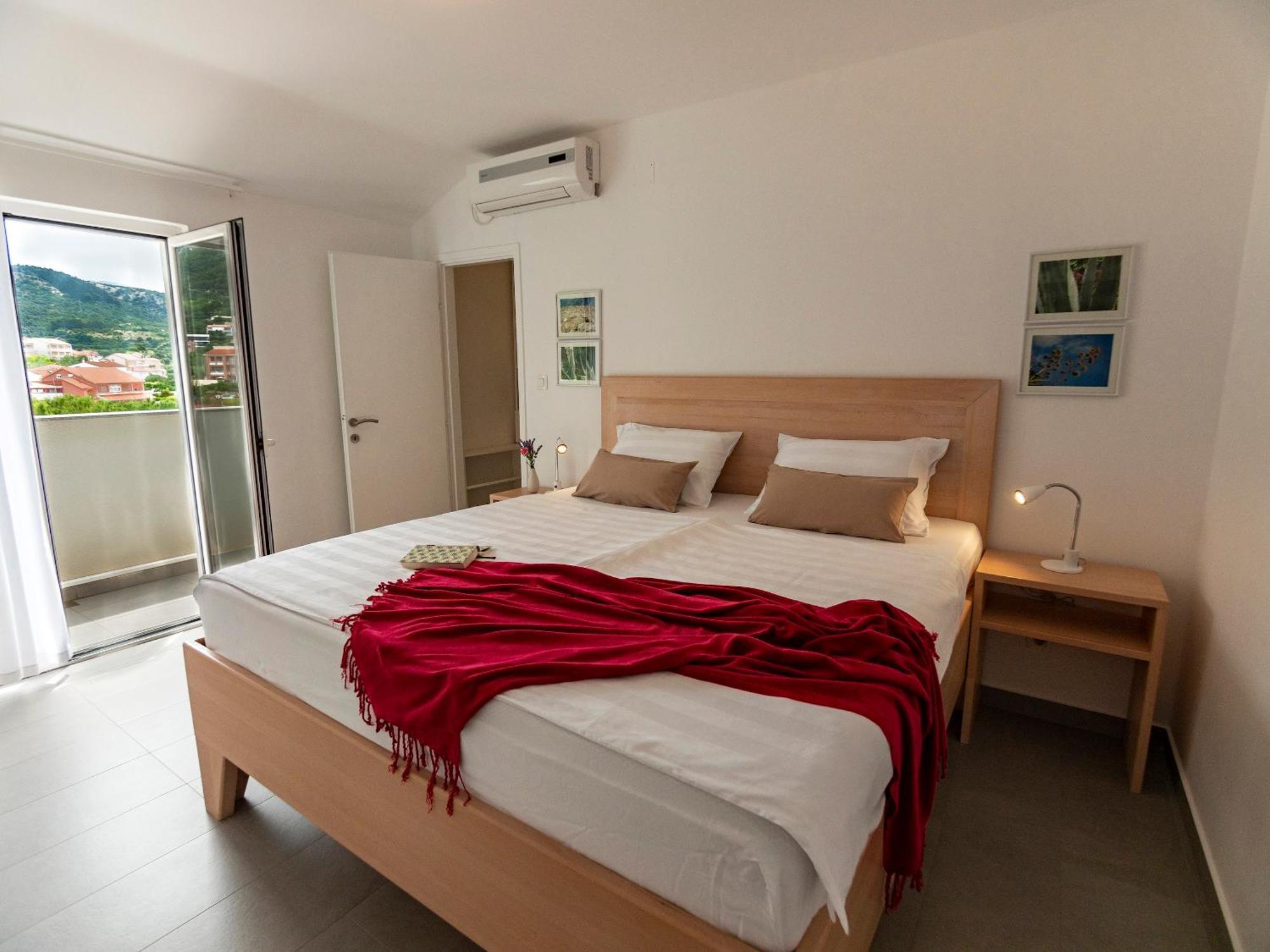 Haus Helga Apartman Rab Town Kültér fotó