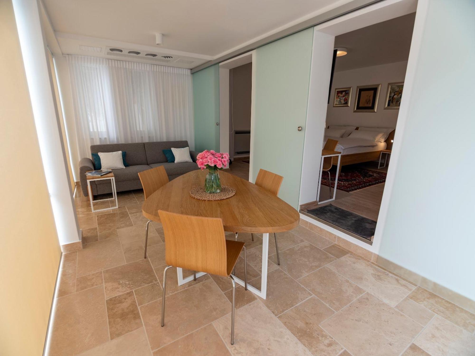 Haus Helga Apartman Rab Town Kültér fotó