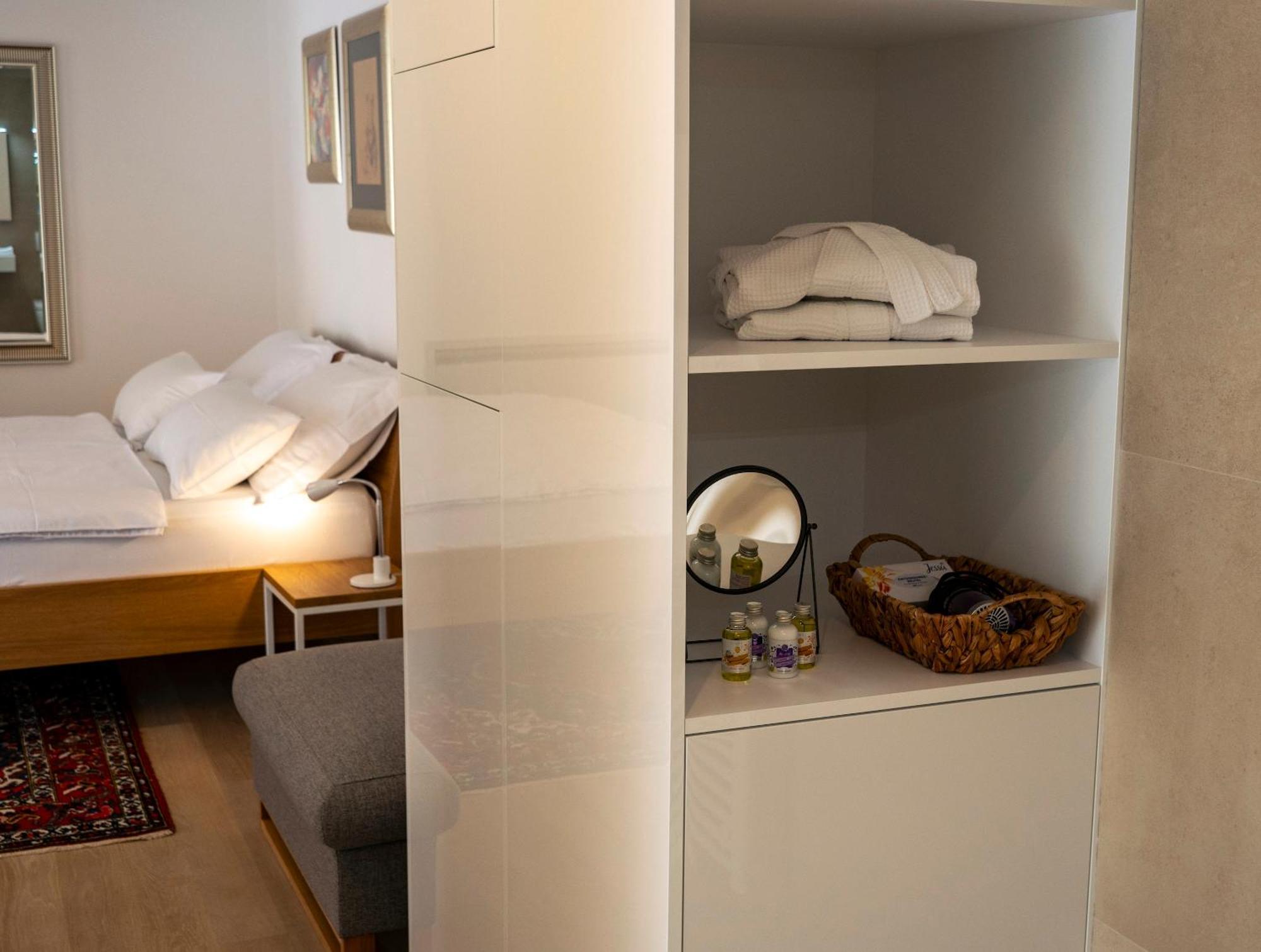 Haus Helga Apartman Rab Town Kültér fotó